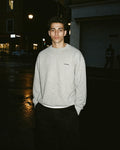 Crewneck tinta unita, indossato (foto demo)